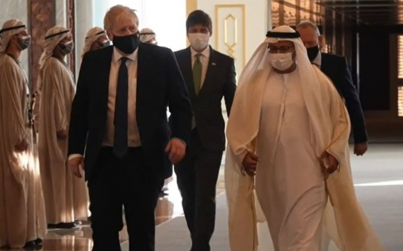 Boris Johnson arrives in UAE in bid to end West's 'addiction' to Vladimir Putin's oil and gas