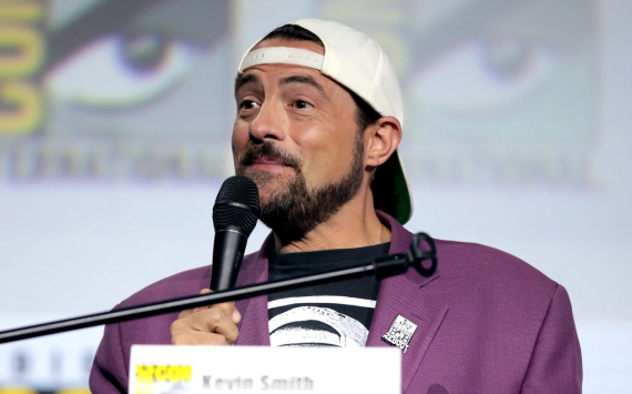 Kevin Smith on How Clerks Launched His Career and Mallrats Nearly Ended It