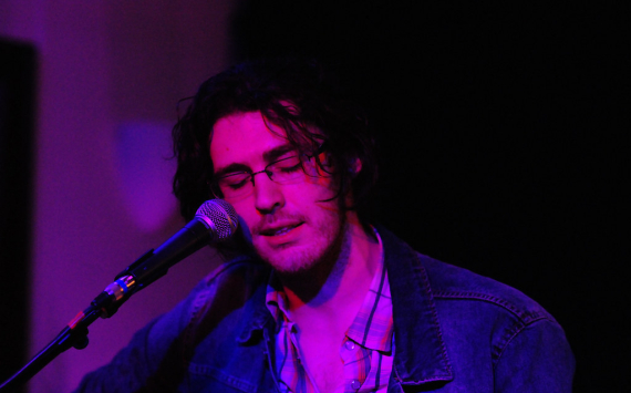 Hozier’s Stunning ‘Fairytale of New York’ Cover on SNL Praised by Fans